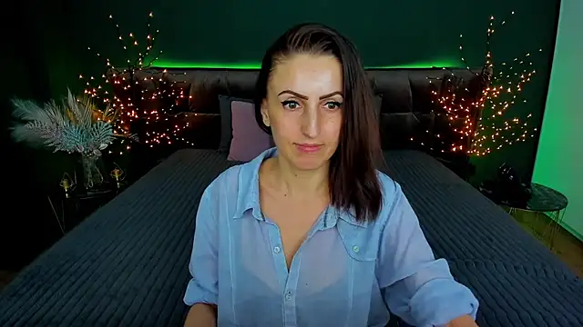 Rebecca Diamond online show from 02.04.25