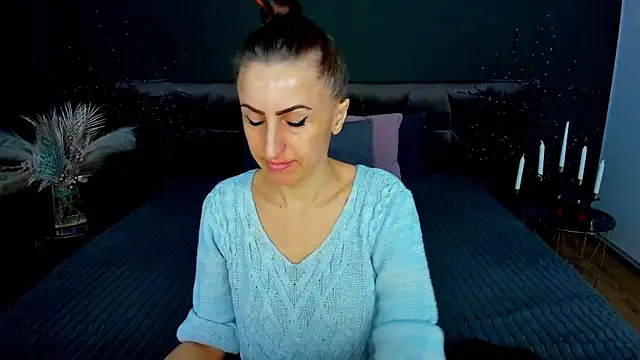 Rebecca Diamond online show from 02.05.26