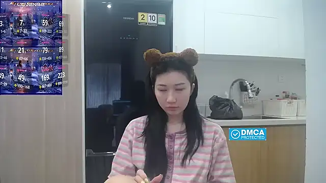 Snapshot of Asiagirll chatting on 04.07.26 Asiagirll online show from 04.07.26