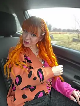 Pia July  online show from 01.23.25