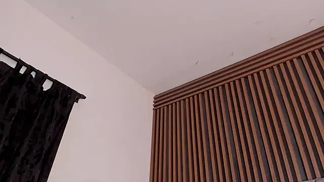 Snapshot of Hanna_Risso chatting on 01.04.25 Hanna Risso online show from 01.04.25