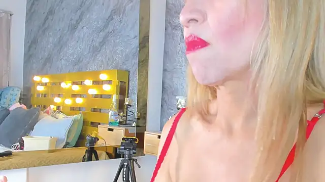 elena mature online show from 02.22.25