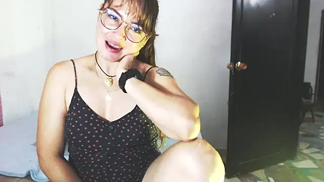 Snapshot of solamatista11 chatting on 11.11.25 solamatista11 online show from 11.11.25