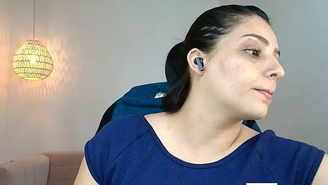 YummyAnna  online show from 05.06.26