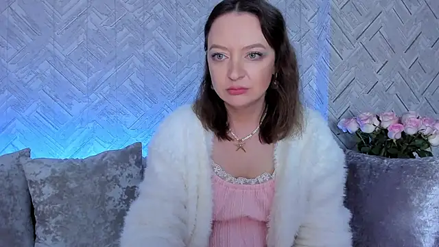 EvaBarsa  online show from 12.02.25