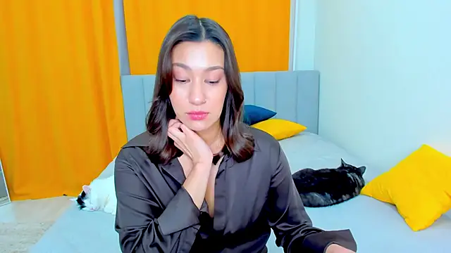 Snapshot of FieryHeart chatting on 12.14.24 FieryHeart online show from 12.14.24