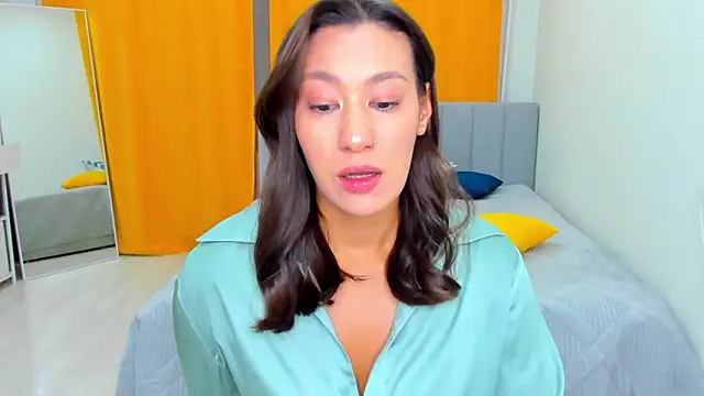 Snapshot of FieryHeart chatting on 03.21.25 FieryHeart online show from 03.21.25