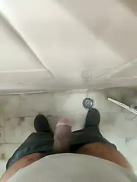 Snapshot of mayavi_baba chatting on 12.21.24 mayavi baba online show from 12.21.24