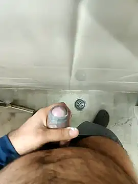 Snapshot of mayavi_baba chatting on 12.30.24 mayavi baba online show from 12.30.24