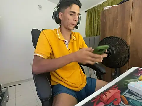 Max TheHorseDick online show from 01.15.25