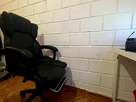 Max TheHorseDick online show from 01.10.26