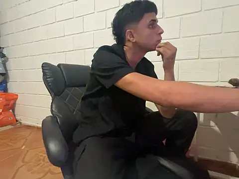 Max TheHorseDick online show from 03.03.26