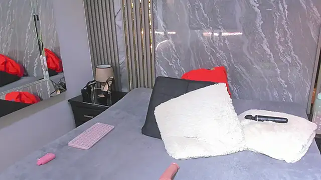 Nyakimgold online show from 02.21.25