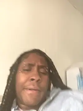 Snapshot of Foreignthababyy chatting on 12.01.25 Foreignthababyy online show from 12.01.25