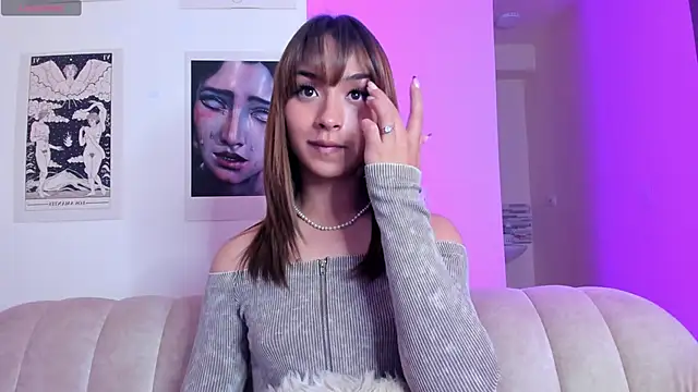 Snapshot of Moonlight1002 chatting on 12.06.24 Moonlight1002 online show from 12.06.24