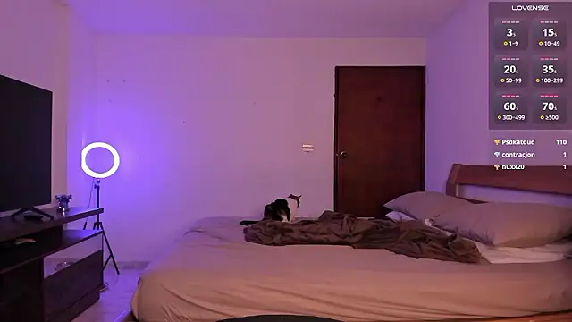 Snapshot of MitchellXD chatting on 12.09.24 MitchellXD online show from 12.09.24