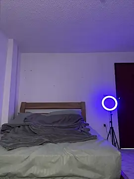 Snapshot of MitchellXD chatting on 01.11.25 MitchellXD online show from 01.11.25