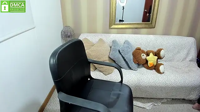 NicolettColin online show from 10.08.25