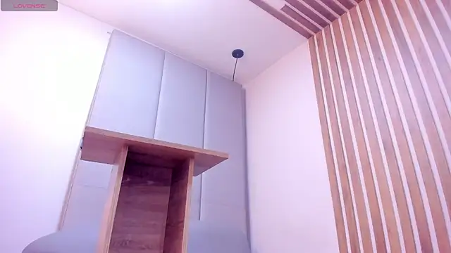 Snapshot of AlishaPalmer chatting on 10.20.25 AlishaPalmer online show from 10.20.25