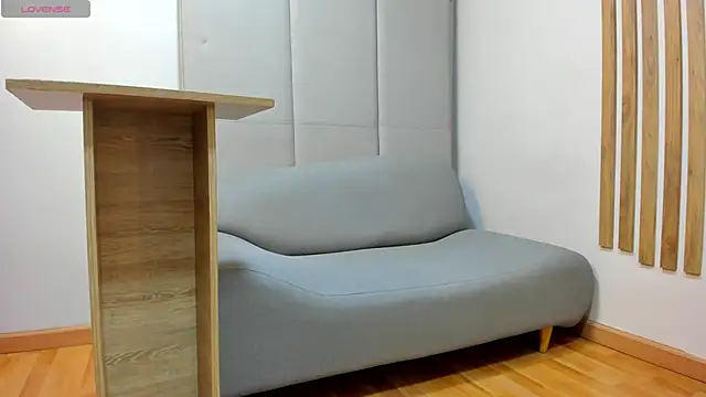 Snapshot of AlishaPalmer chatting on 11.24.25 AlishaPalmer online show from 11.24.25