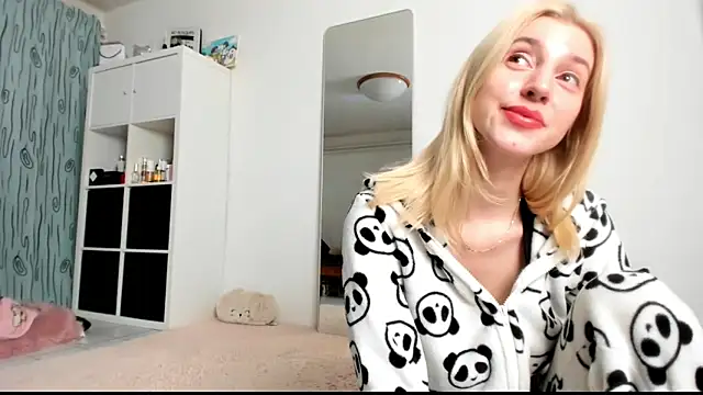 KenzieDawton online show from 01.31.25