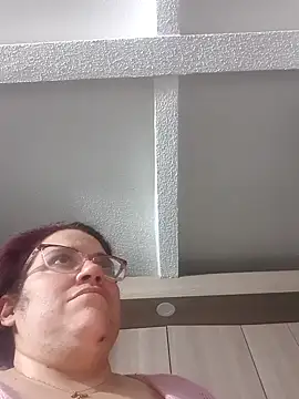 Snapshot of karlythoth@xh chatting on 03.07.25 karlythothxh online show from 03.07.25