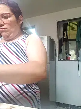 Snapshot of karlythoth@xh chatting on 03.18.25 karlythothxh online show from 03.18.25