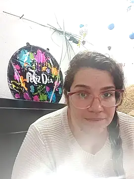 Snapshot of karlythoth@xh chatting on 11.27.25 karlythothxh online show from 11.27.25