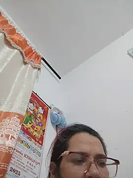 karlythothxh online show from 07.24.26