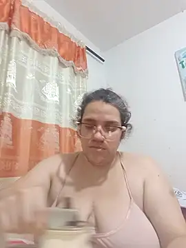 karlythothxh online show from 08.06.26