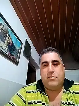 Snapshot of ADRIAN_ADI40 chatting on 01.26.25 ADRIAN ADI40 online show from 01.26.25