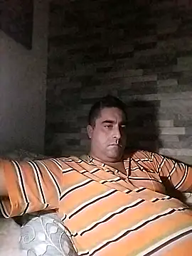 Snapshot of ADRIAN_ADI40 chatting on 12.15.25 ADRIAN ADI40 online show from 12.15.25