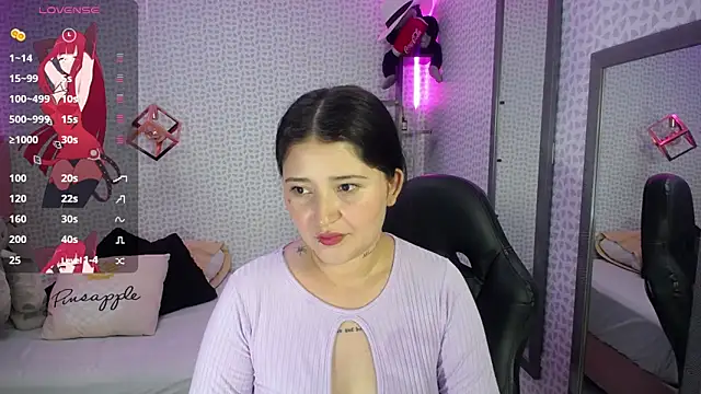 BIANCAROY1 online show from 02.21.25