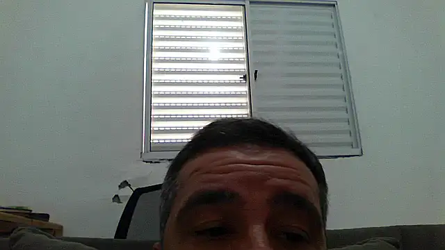 Snapshot of Rcosta_81 chatting on 12.15.25 Rcosta 81 online show from 12.15.25