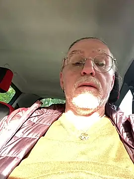 owlbimaikxh online show from 10.23.25