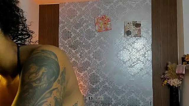 kelly thomson online show from 11.19.25