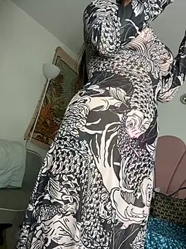 Snapshot of kiaraglam2 chatting on 02.11.25 kiaraglam2 online show from 02.11.25