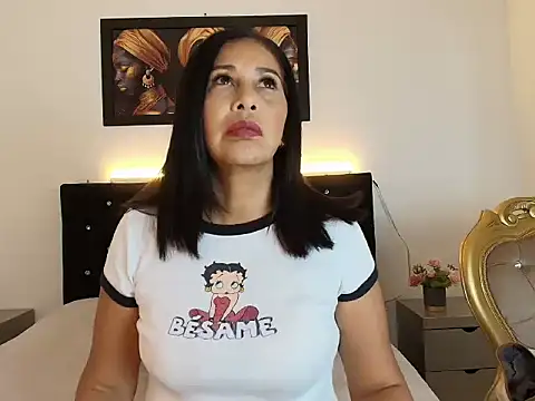Shanon mature online show from 06.04.26