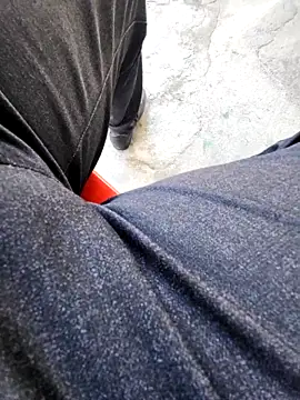 chaunguyen1993 online show from 12.20.25