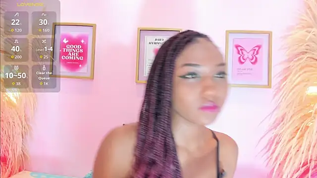 Snapshot of EmmySweett chatting on 10.04.25 EmmySweett online show from 10.04.25