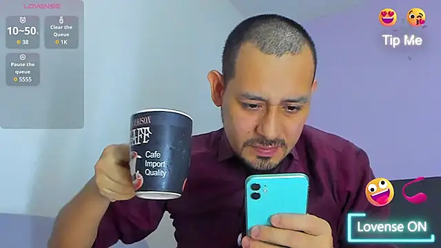 jhonyalzate2 online show from 12.17.24