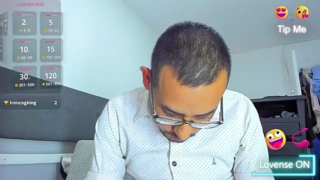 jhonyalzate2 online show from 01.30.25