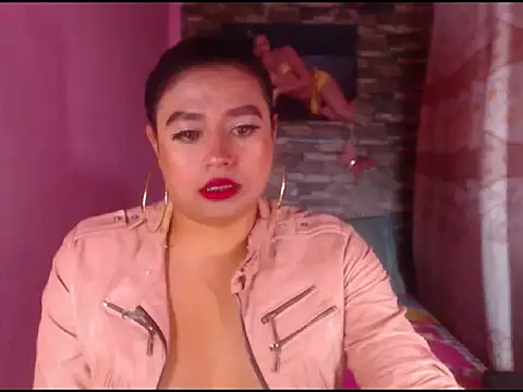 katrinawillff online show from 10.24.25