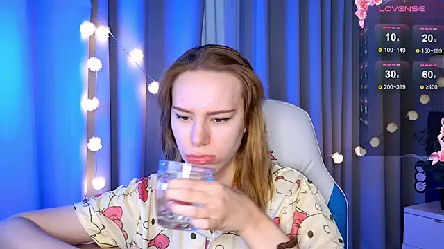 Ramona    online show from 02.11.25