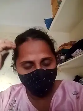 Snapshot of Indiantina chatting on 09.20.25 Indiantina online show from 09.20.25