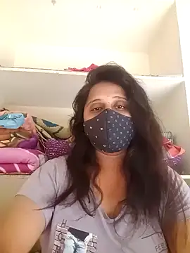 Snapshot of Indiantina chatting on 09.22.25 Indiantina online show from 09.22.25