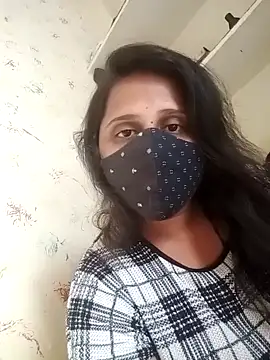 Snapshot of Indiantina chatting on 09.28.25 Indiantina online show from 09.28.25