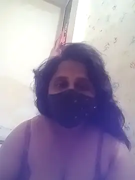 Snapshot of Indiantina chatting on 10.22.25 Indiantina online show from 10.22.25