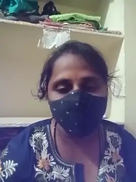 Snapshot of Indiantina chatting on 11.01.25 Indiantina online show from 11.01.25