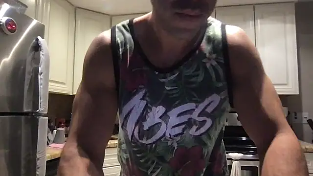 BigGuyMuscle online show from 12.18.25